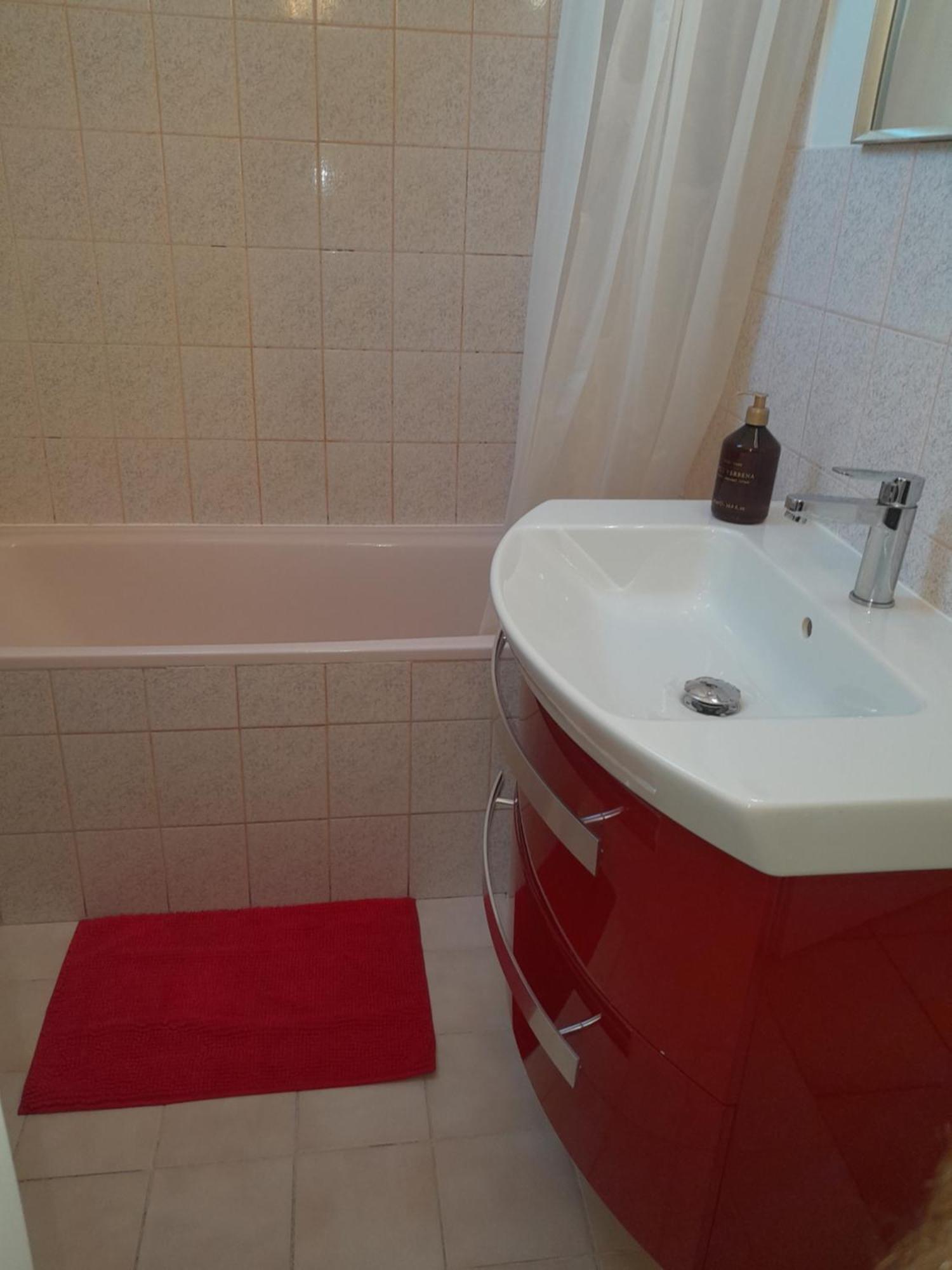 Appartement Spacieux Et Lumineux Au Centre Ville Tonnerre Esterno foto